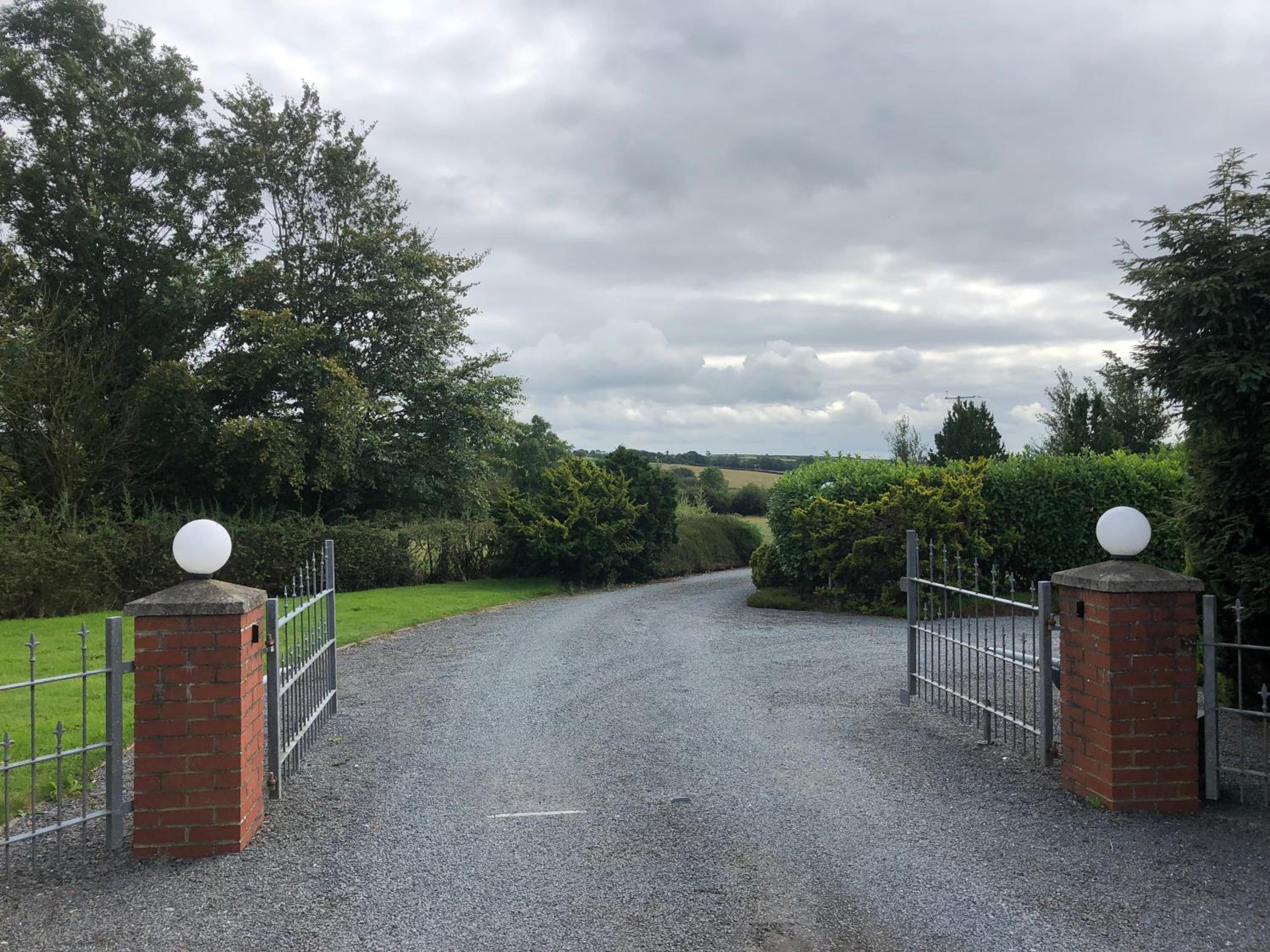 The Annexe - Spacious 2 bedroom detached cottage view 4