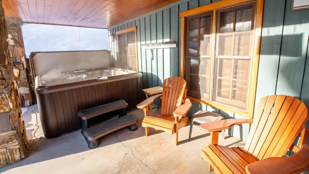 Snow Creek Cabins by Fernie Lodging Co