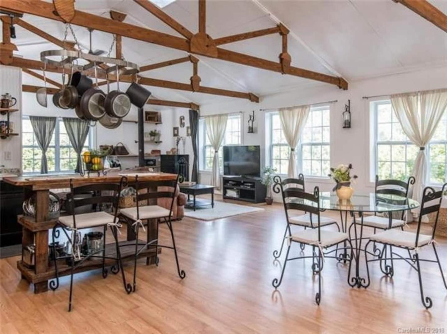 The Barn at Slick Rock view 3