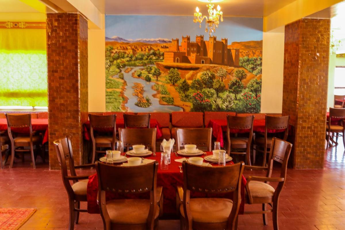 restaurant