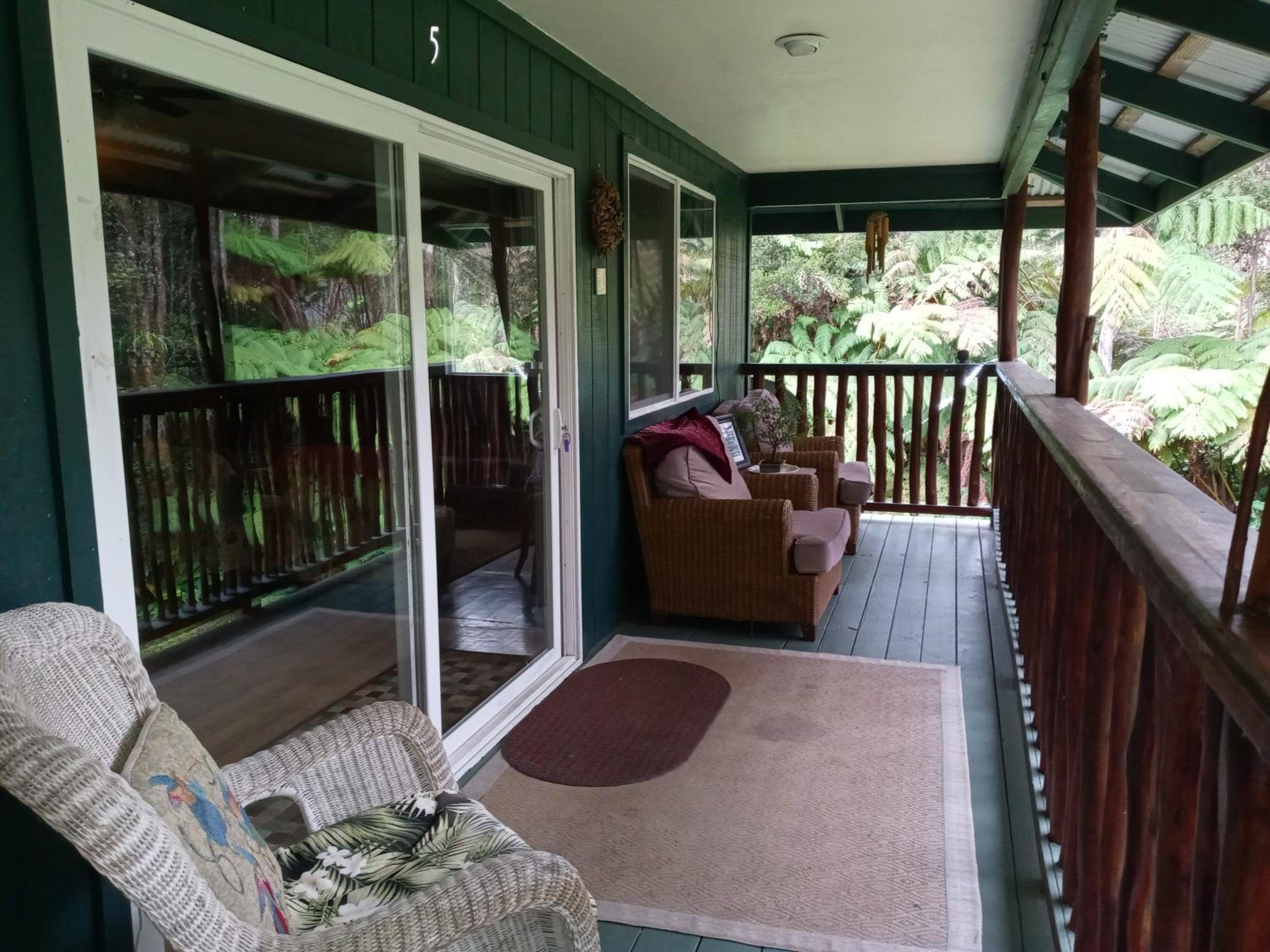 Aloha Crater Lodge