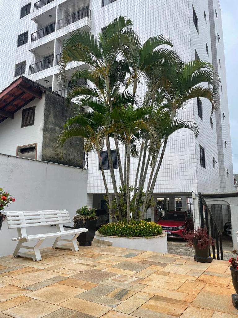 Apartamento com linda vista na praia Martim de Sá