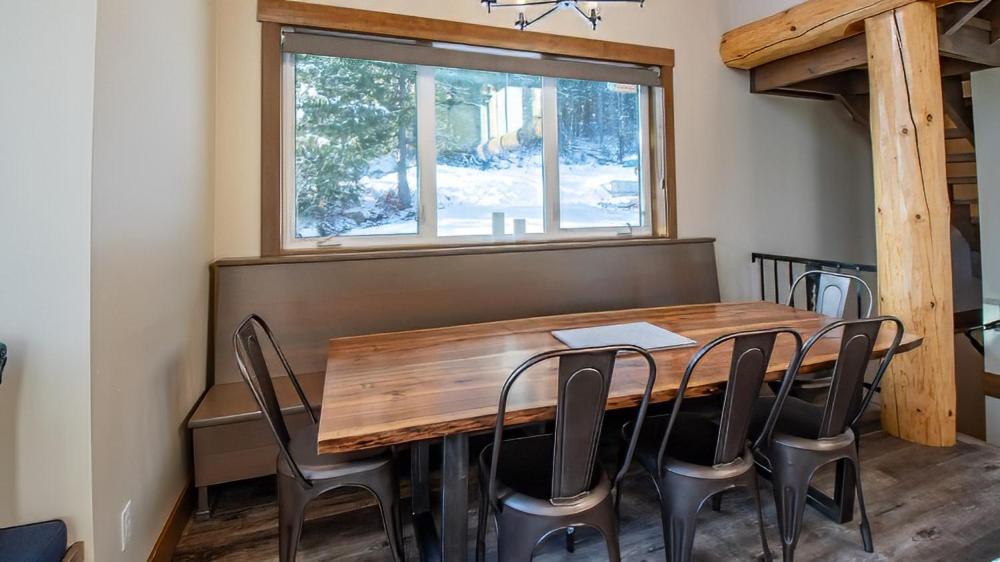 Snow Creek Cabins by Fernie Lodging Co