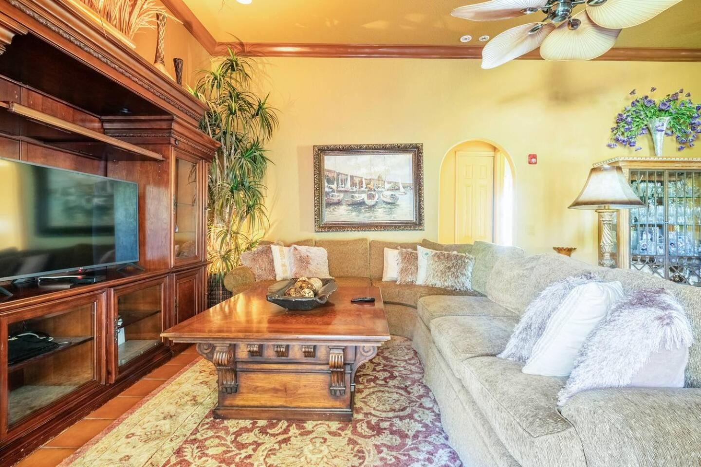 The Crystal Chalet Luxury Home view 5