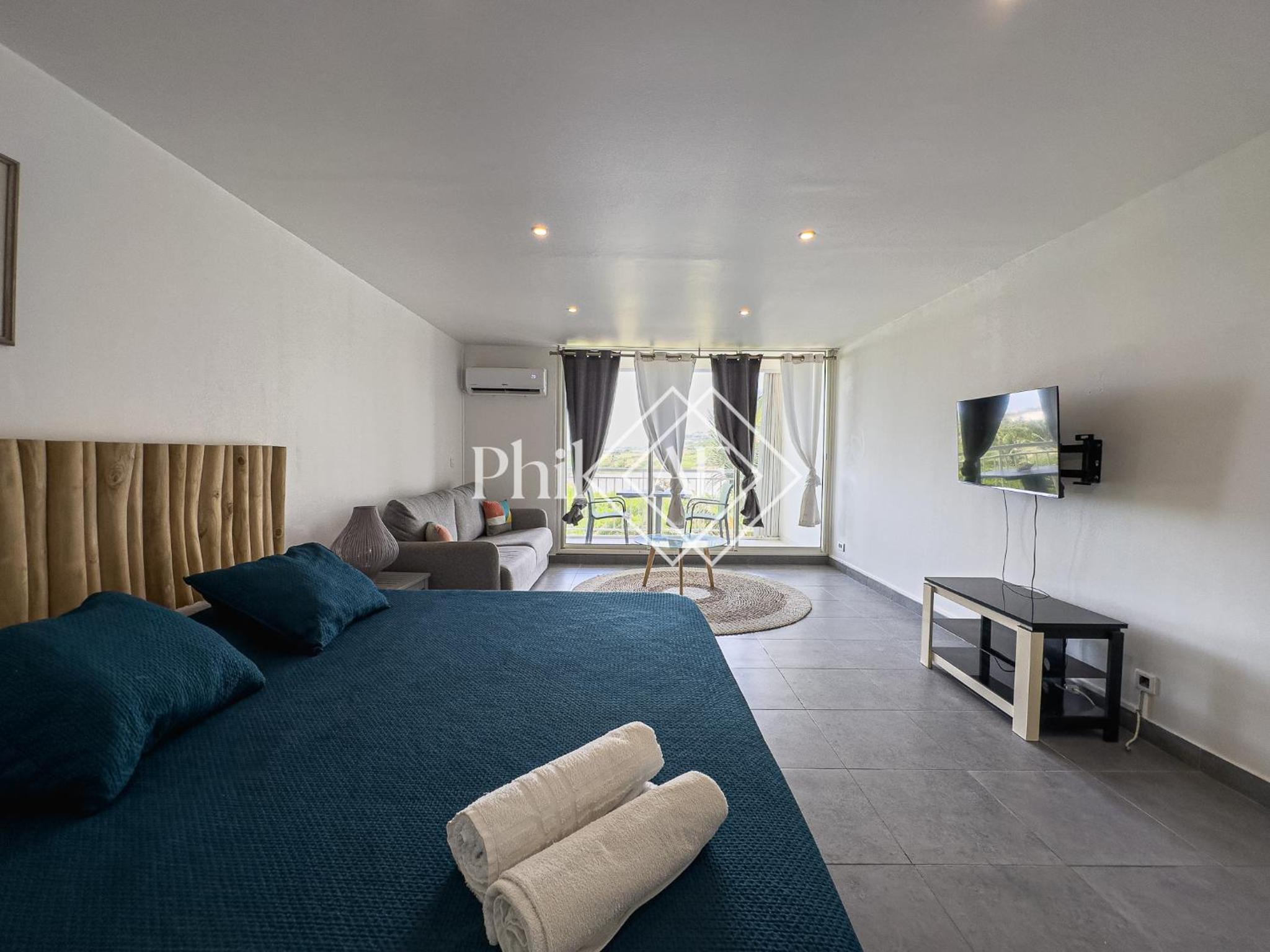 Beautiful front beach studio at Mt Vernon view 4