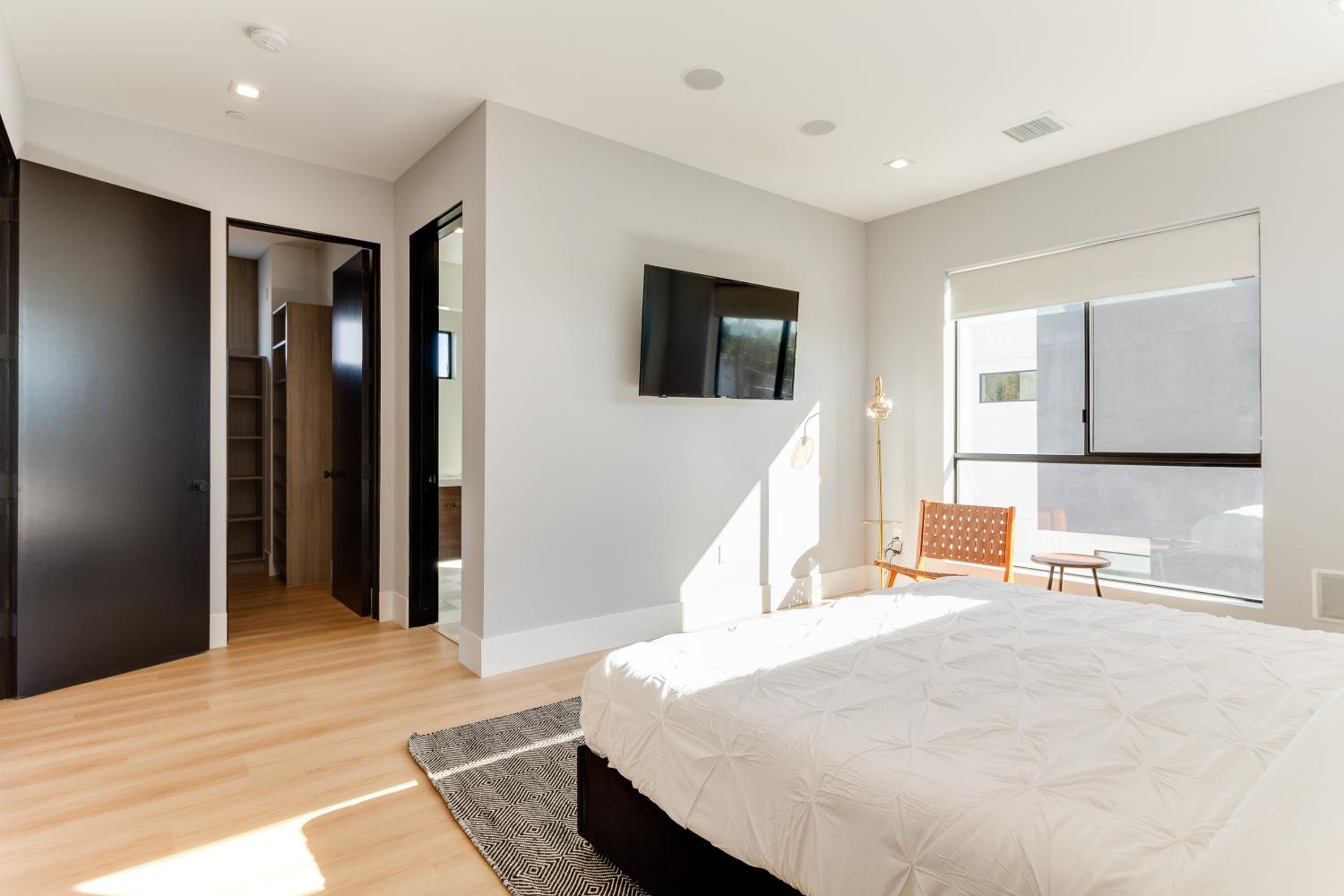 Brand New Modern 4 Bedroom House Pickfair Village