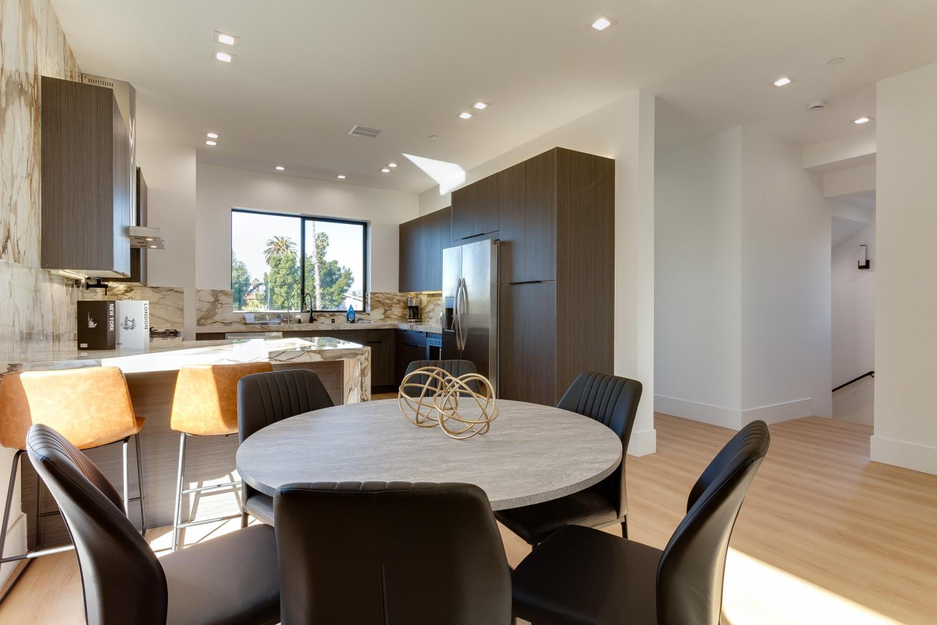 Brand New Modern 4 Bedroom House Pickfair Village