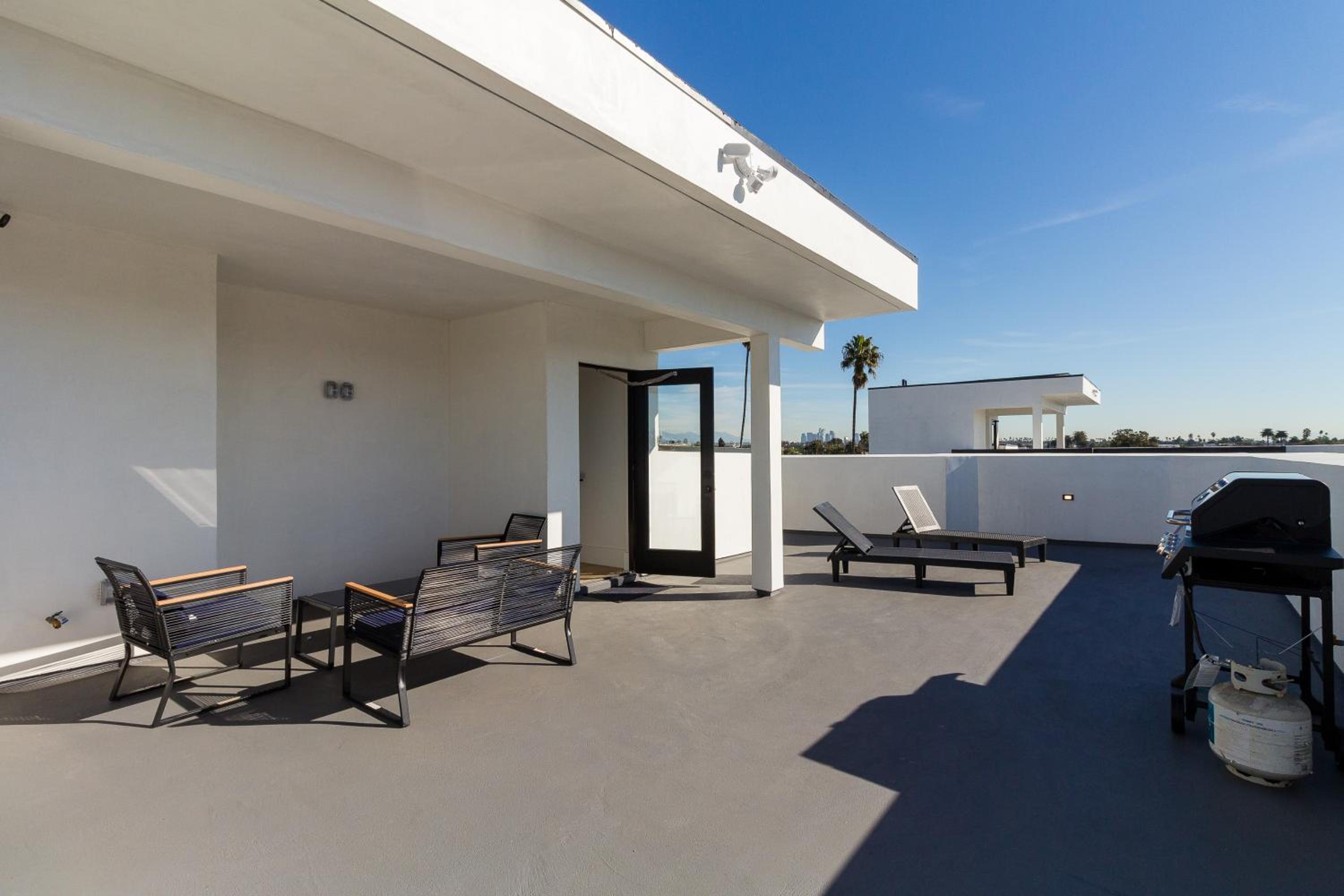 Brand New Modern 4 Bedroom House Pickfair Village