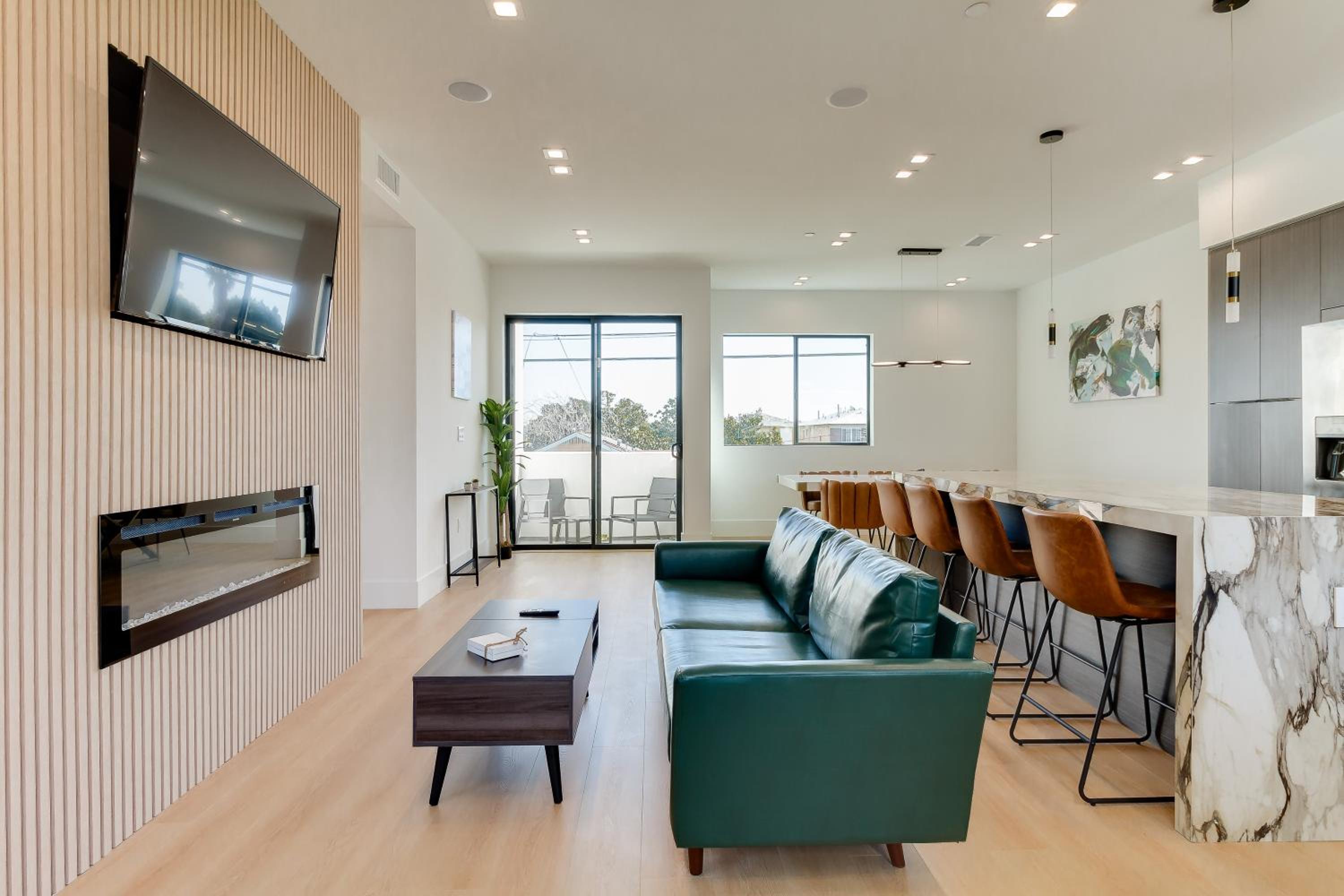 Brand New Modern 5 Bedroom House Pickfair Village