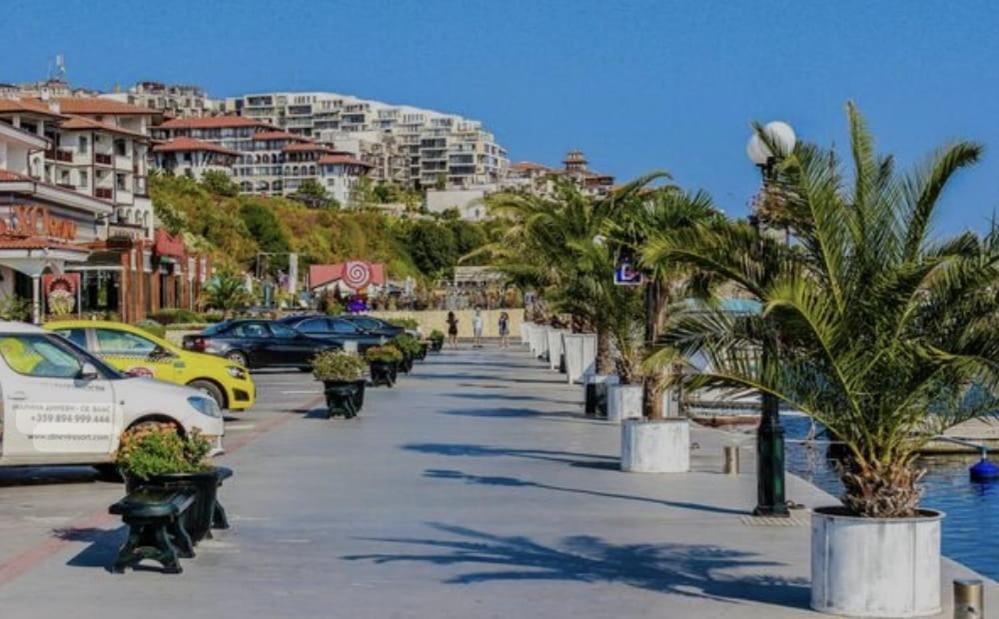 Apartment Marina Dinevi View