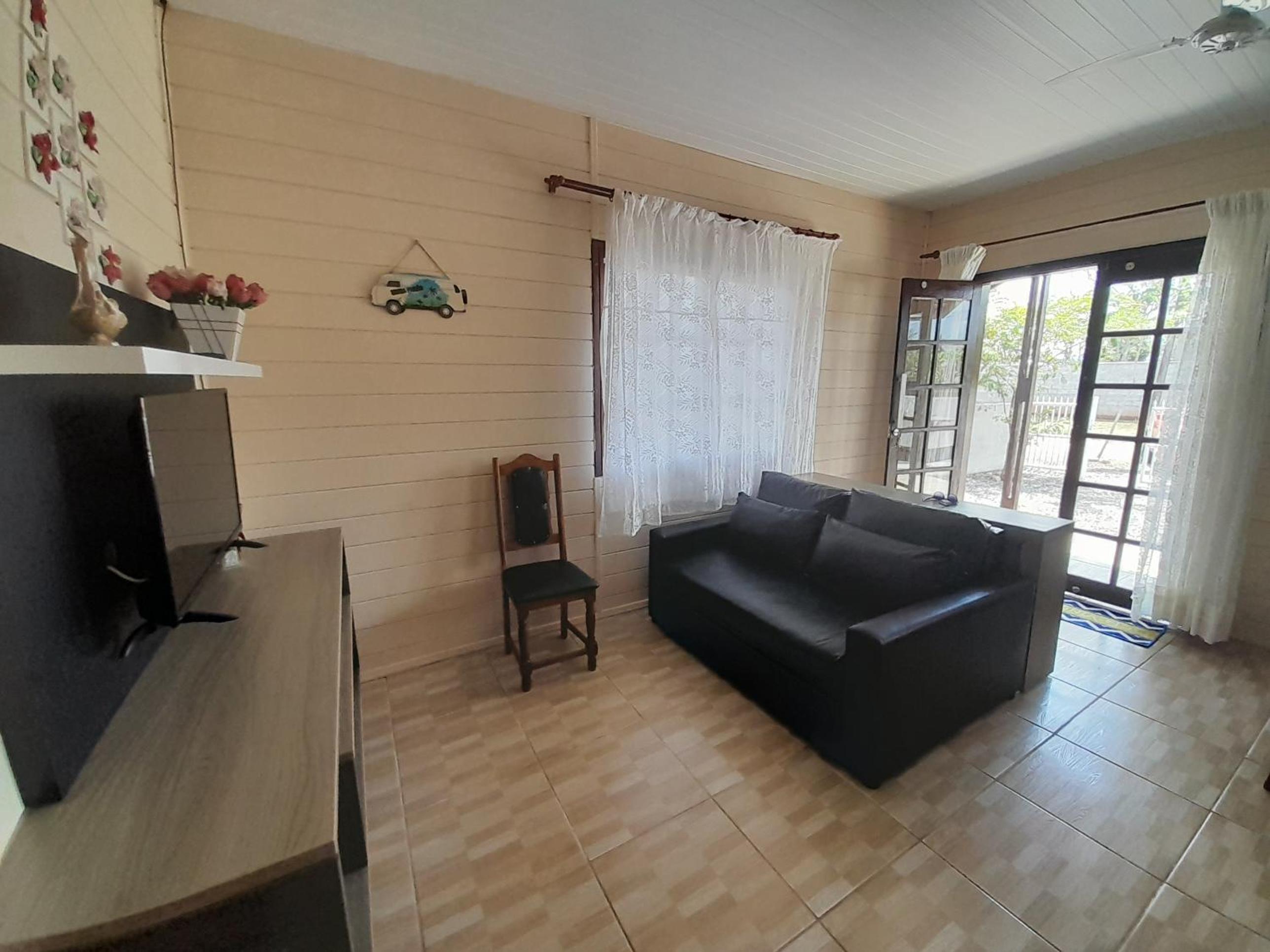 Casa Azul aconchegante, próx. a praia, Wi-Fi 300mb