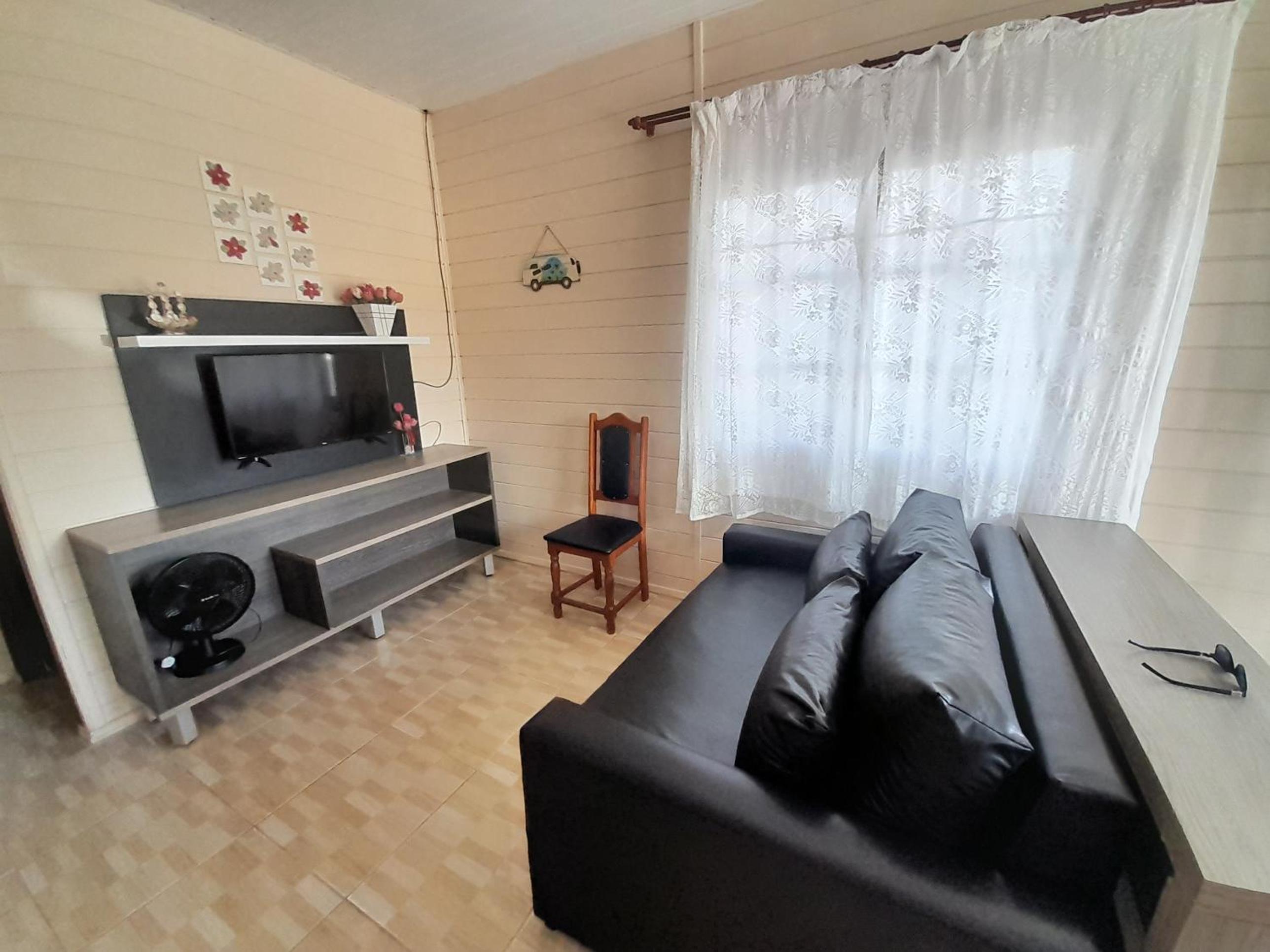 Casa Azul aconchegante, próx. a praia, Wi-Fi 300mb