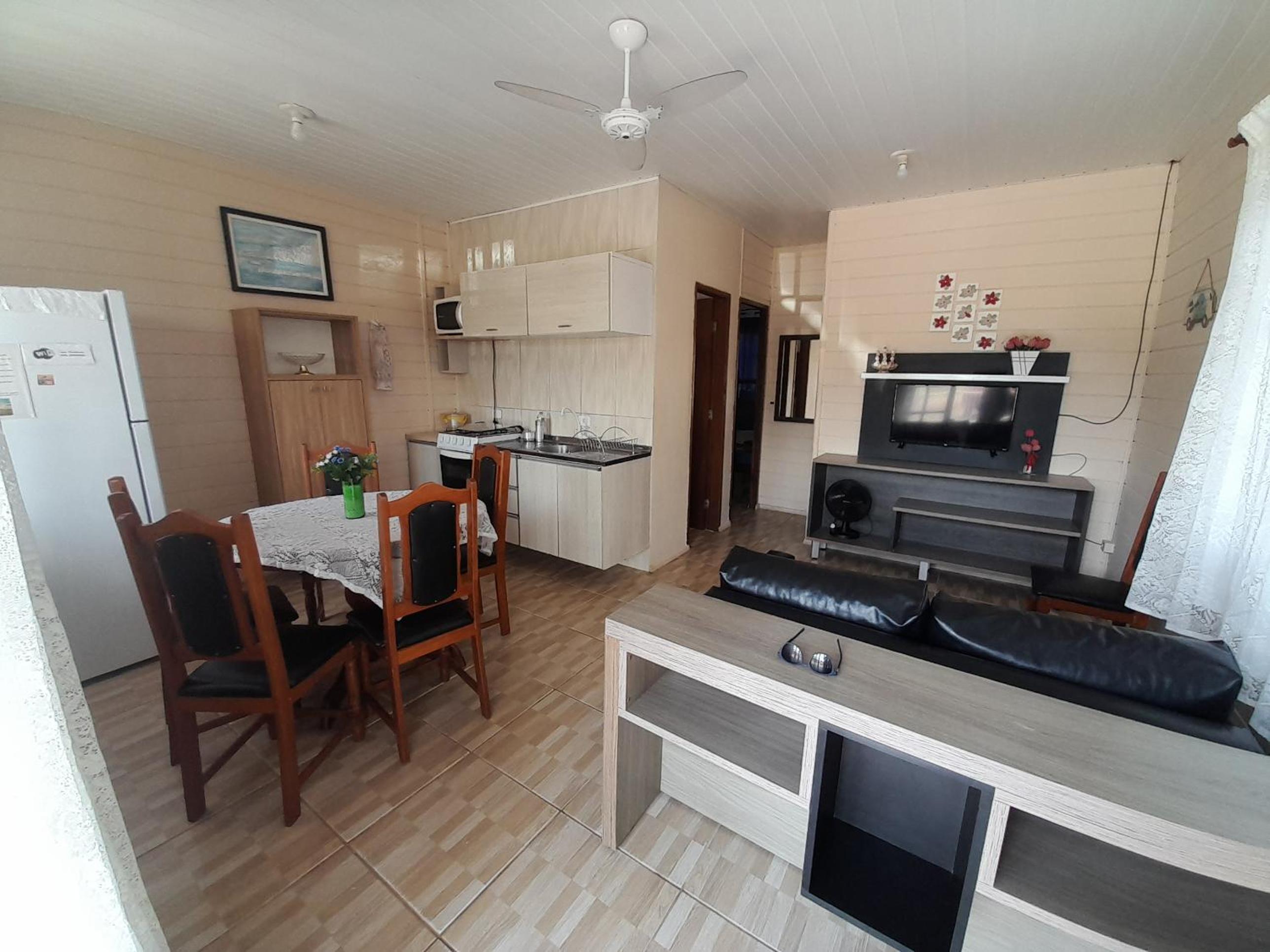 Casa Azul aconchegante, próx. a praia, Wi-Fi 300mb