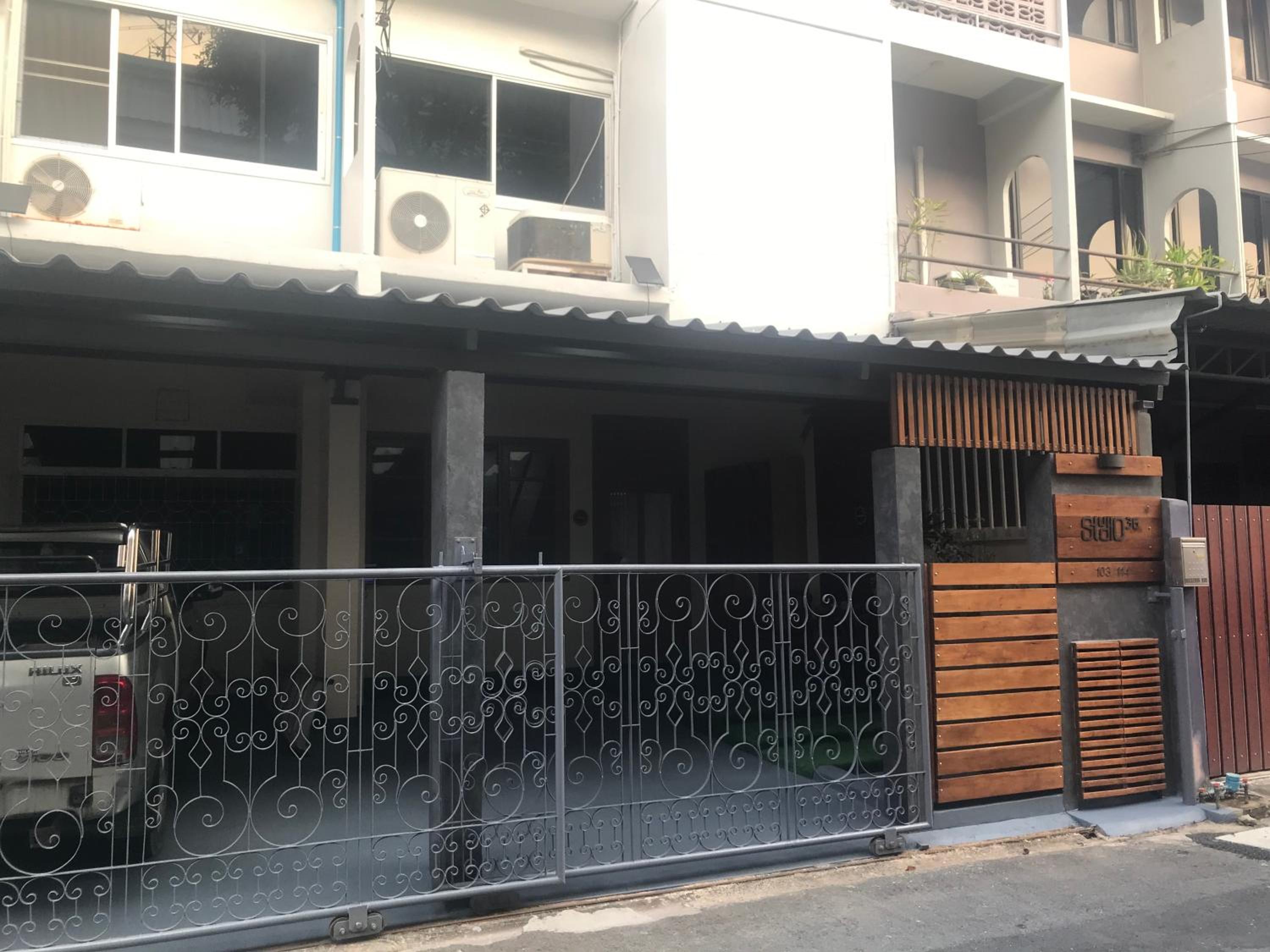 Studio 36