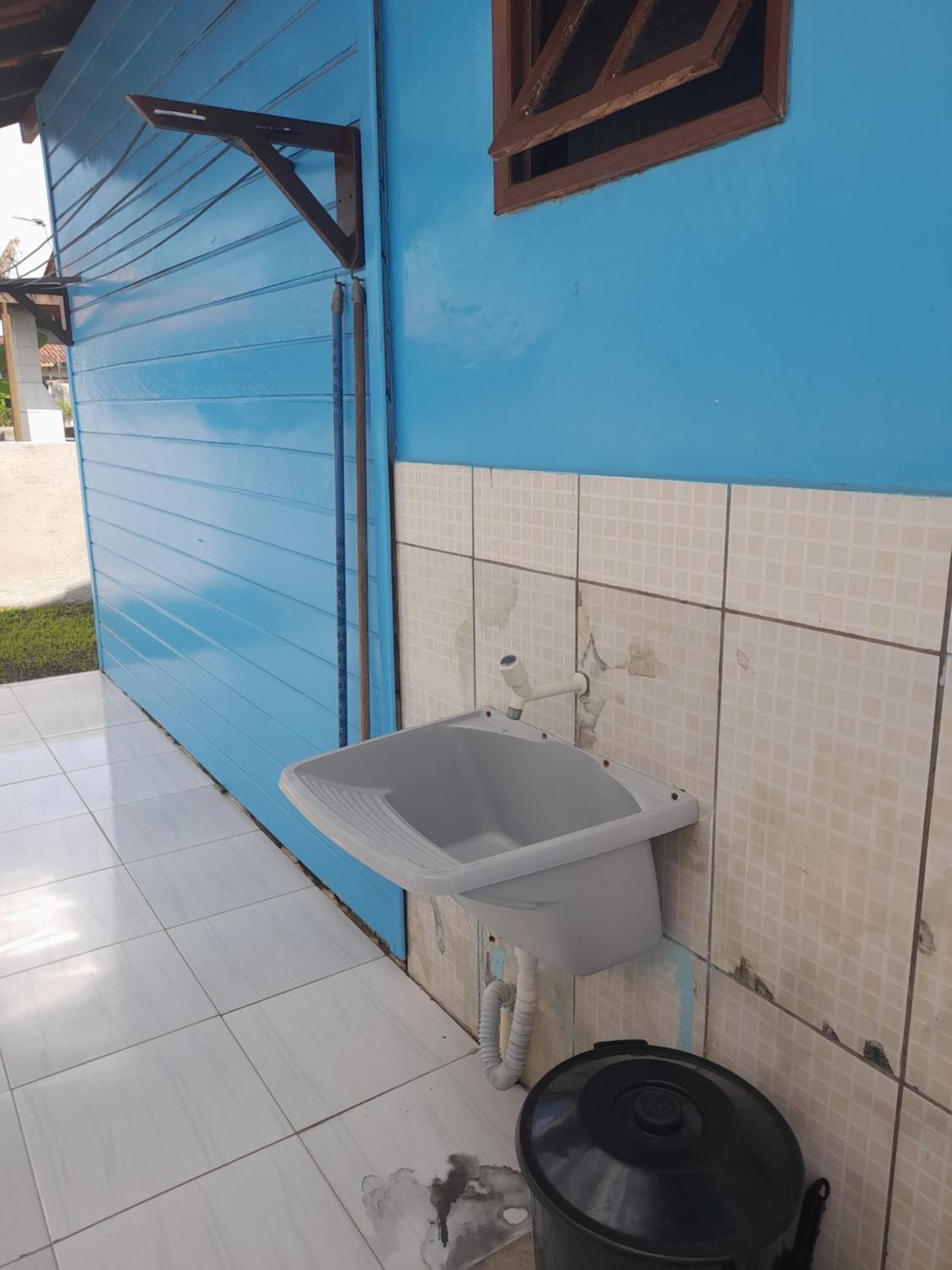 Casa Azul aconchegante, próx. a praia, Wi-Fi 300mb