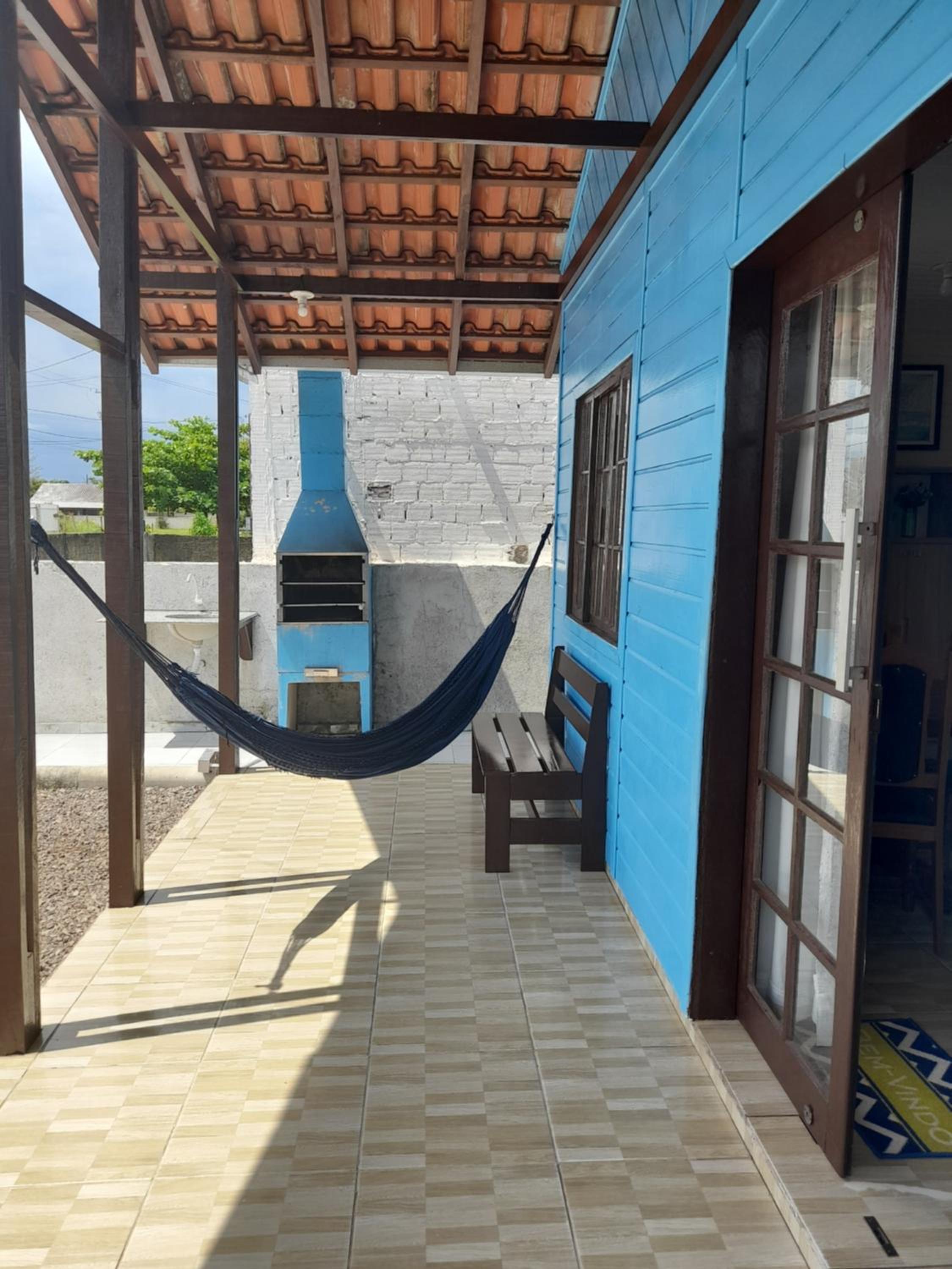 Casa Azul aconchegante, próx. a praia, Wi-Fi 300mb