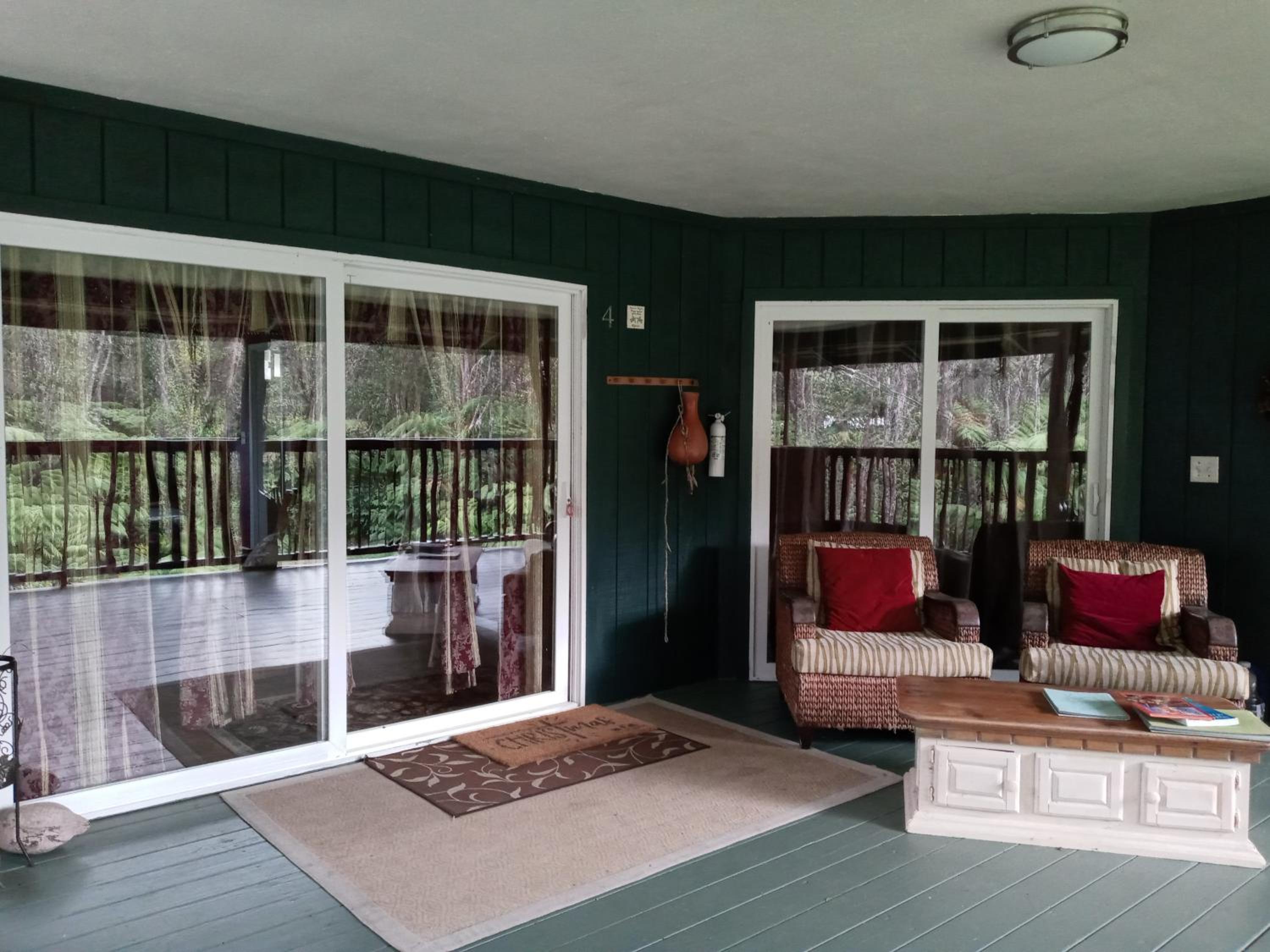 Aloha Crater Lodge