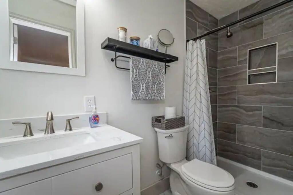 Pet Friendly House with Bike Trail Access and Huge Fenced Yard, photo 11