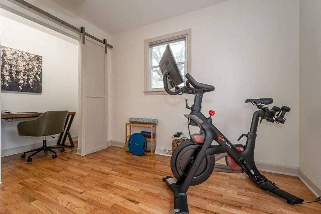 Pet Friendly House with Bike Trail Access and Huge Fenced Yard, photo 10