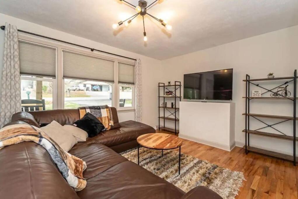 Pet Friendly House with Bike Trail Access and Huge Fenced Yard, photo 30
