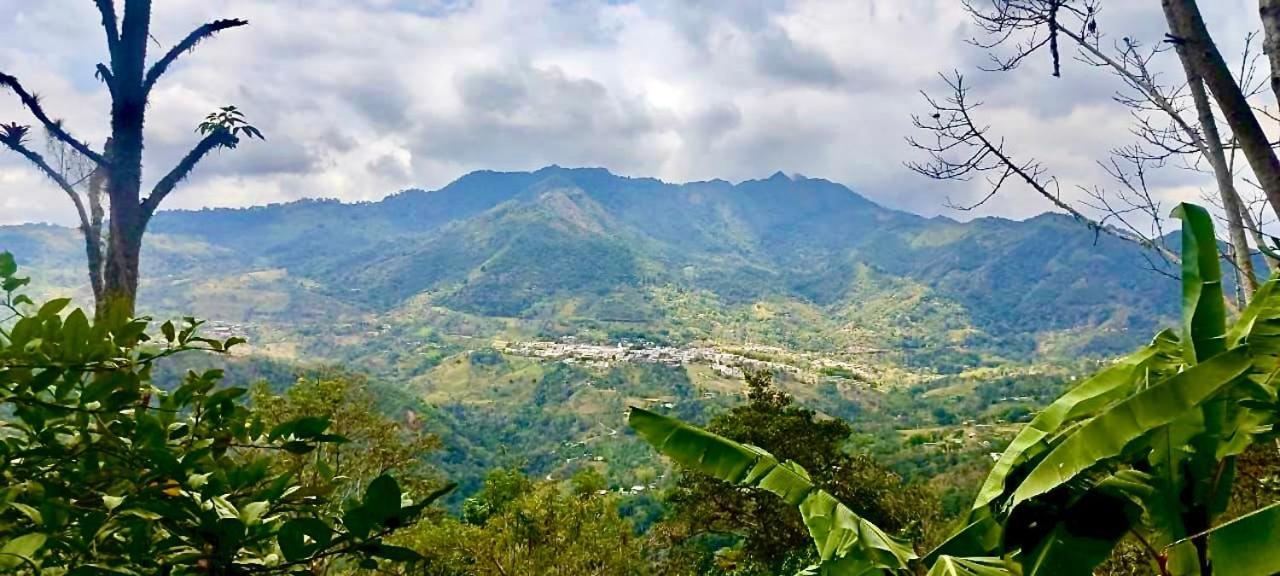 Villa Colombia