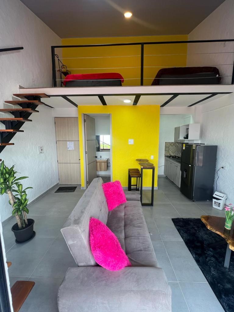 apartaestudios las astromelias salento