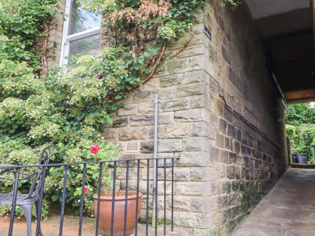Homely 4 bed cottage central characterful view 4