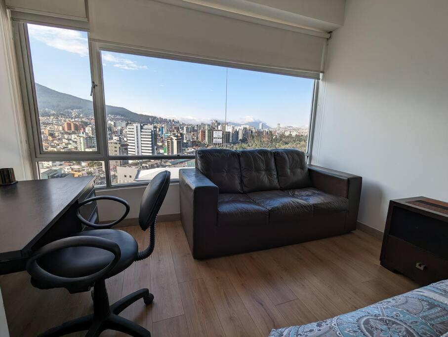 Suite studio Ph - Metro la Carolina view 4