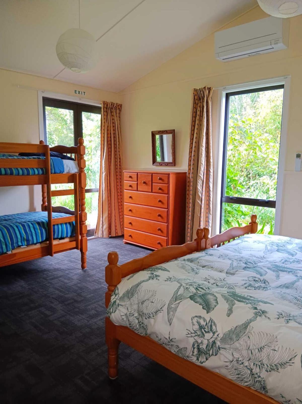 Purple Hen Country Lodge