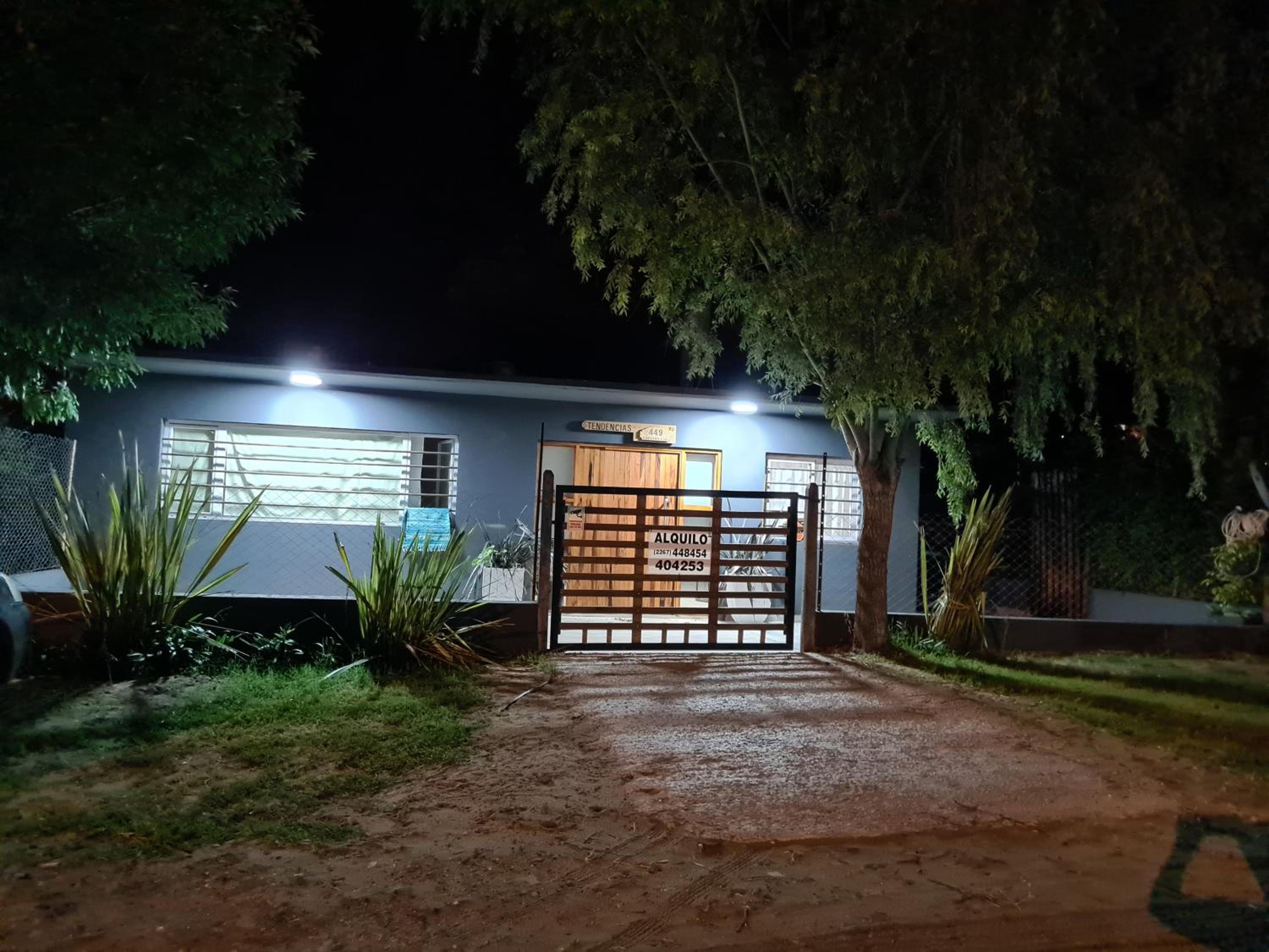 Alquilo casa