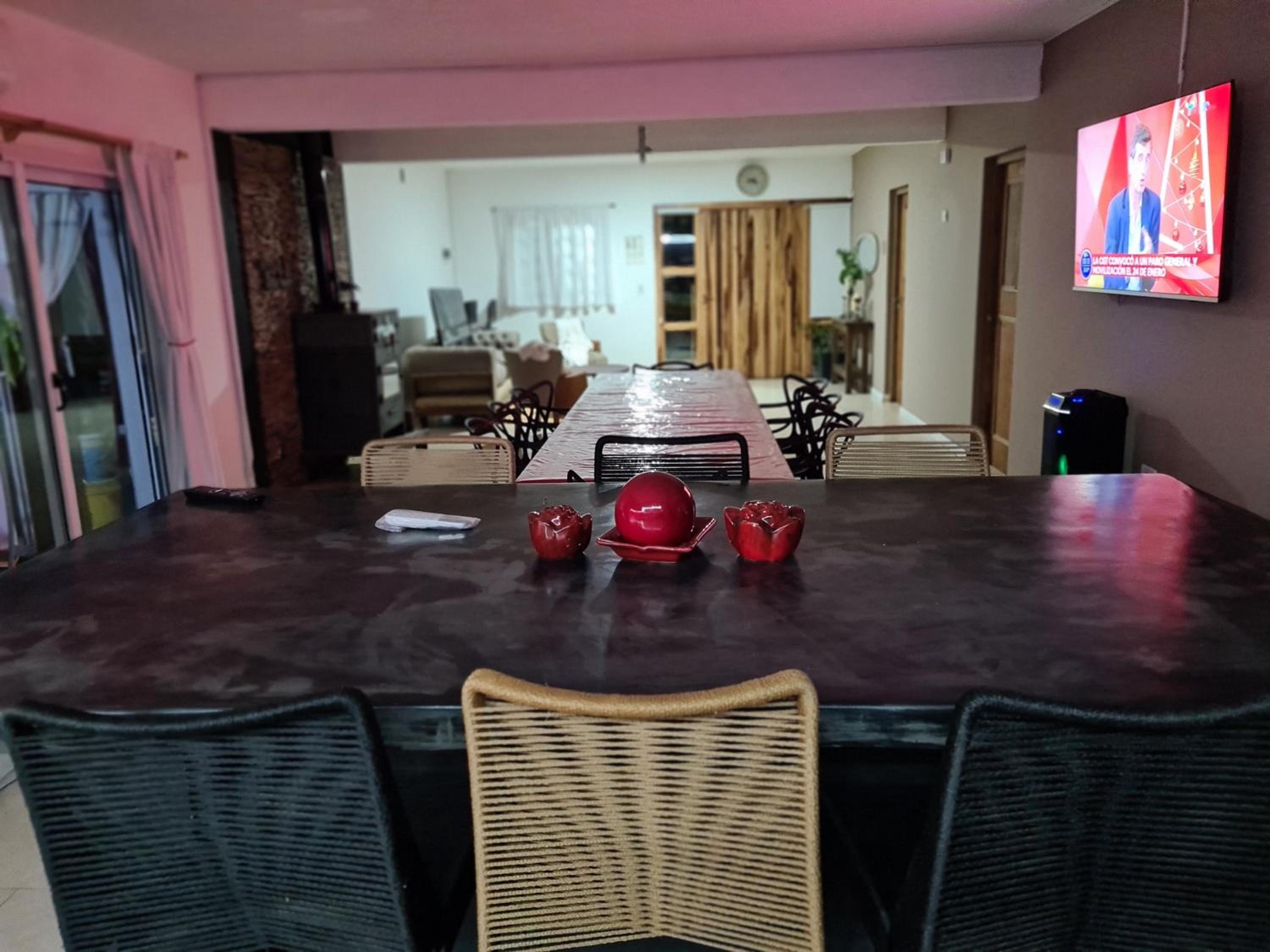 Alquilo casa