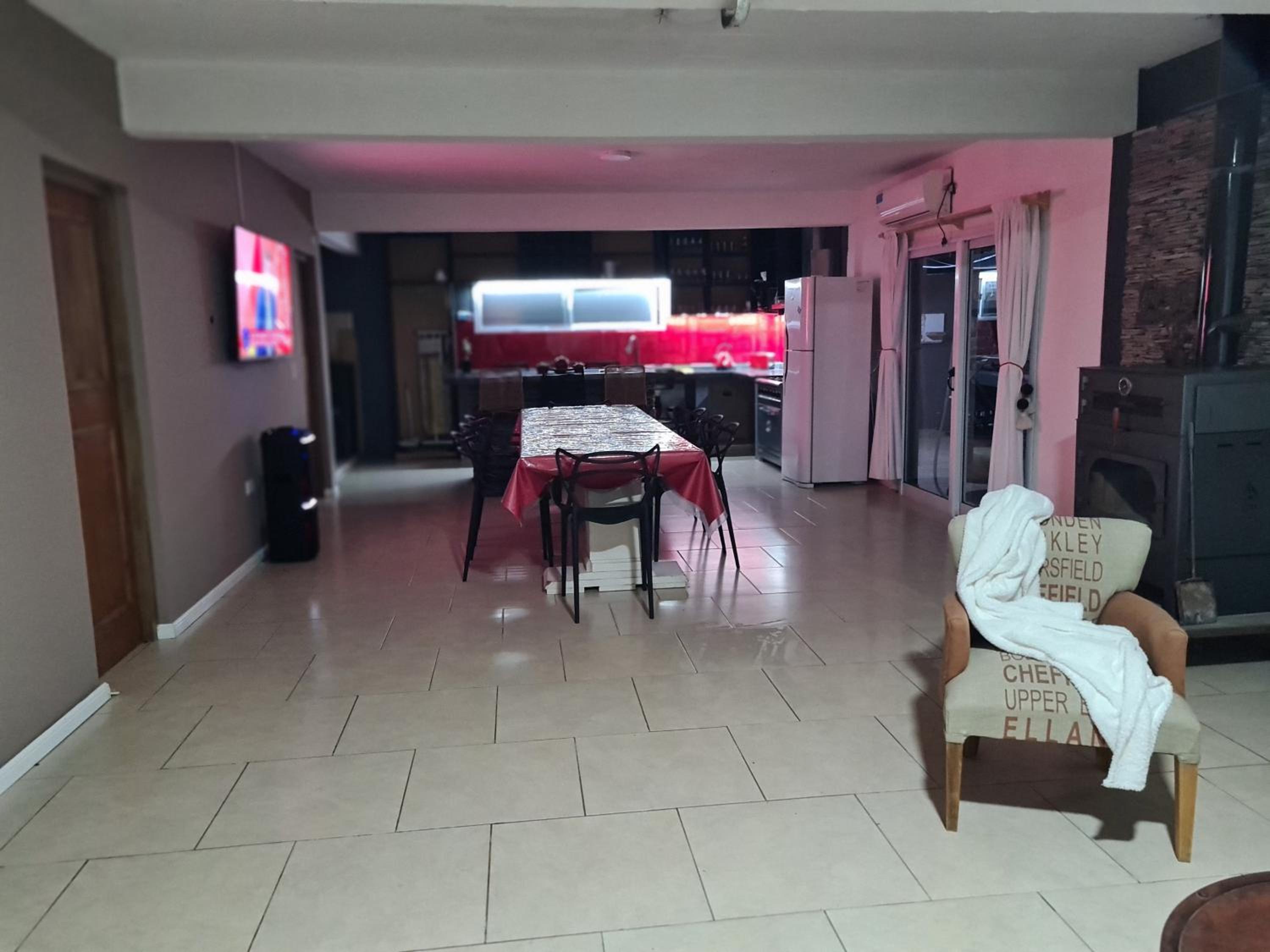 Alquilo casa