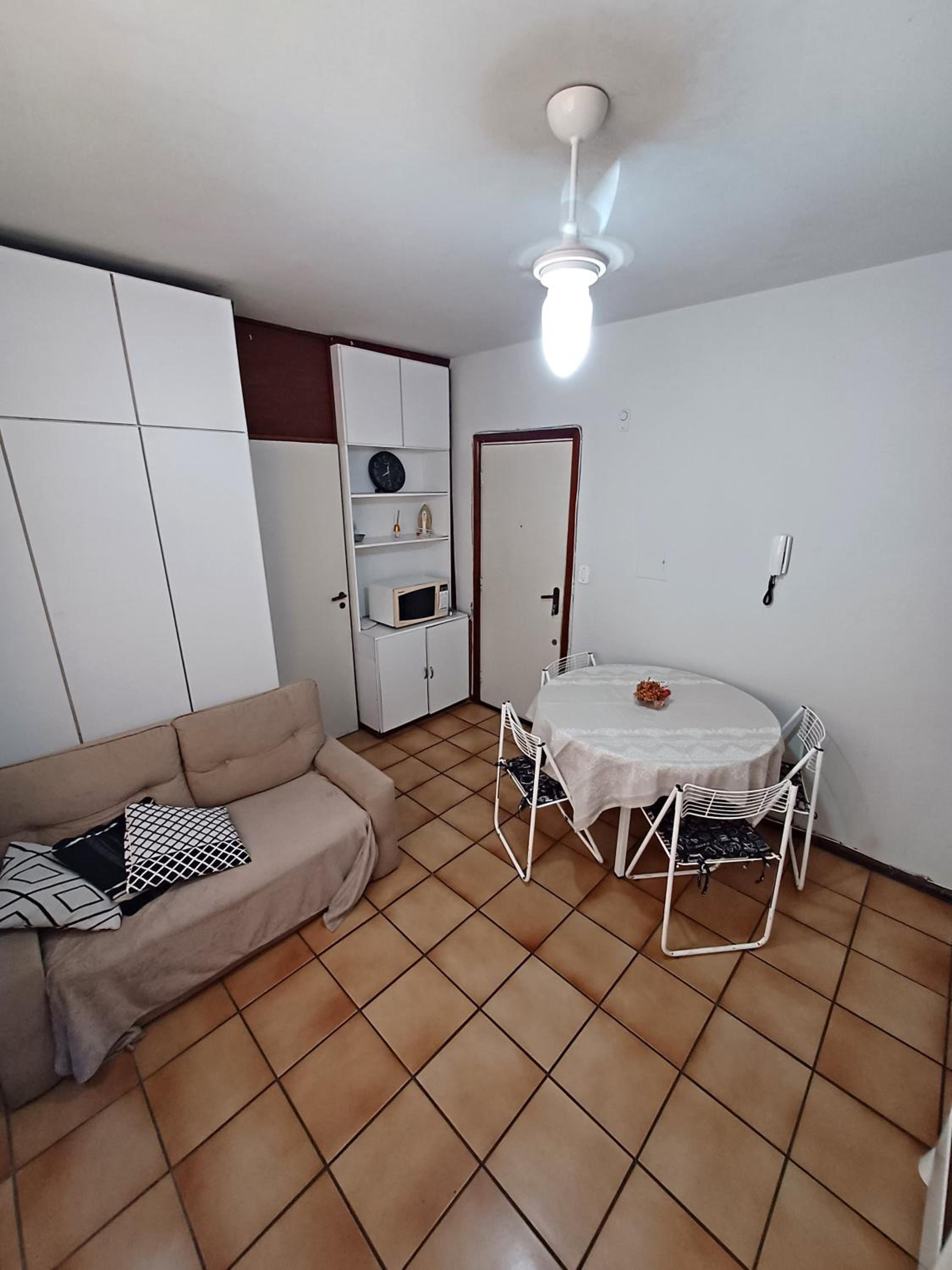Apto Centro Floripa 01