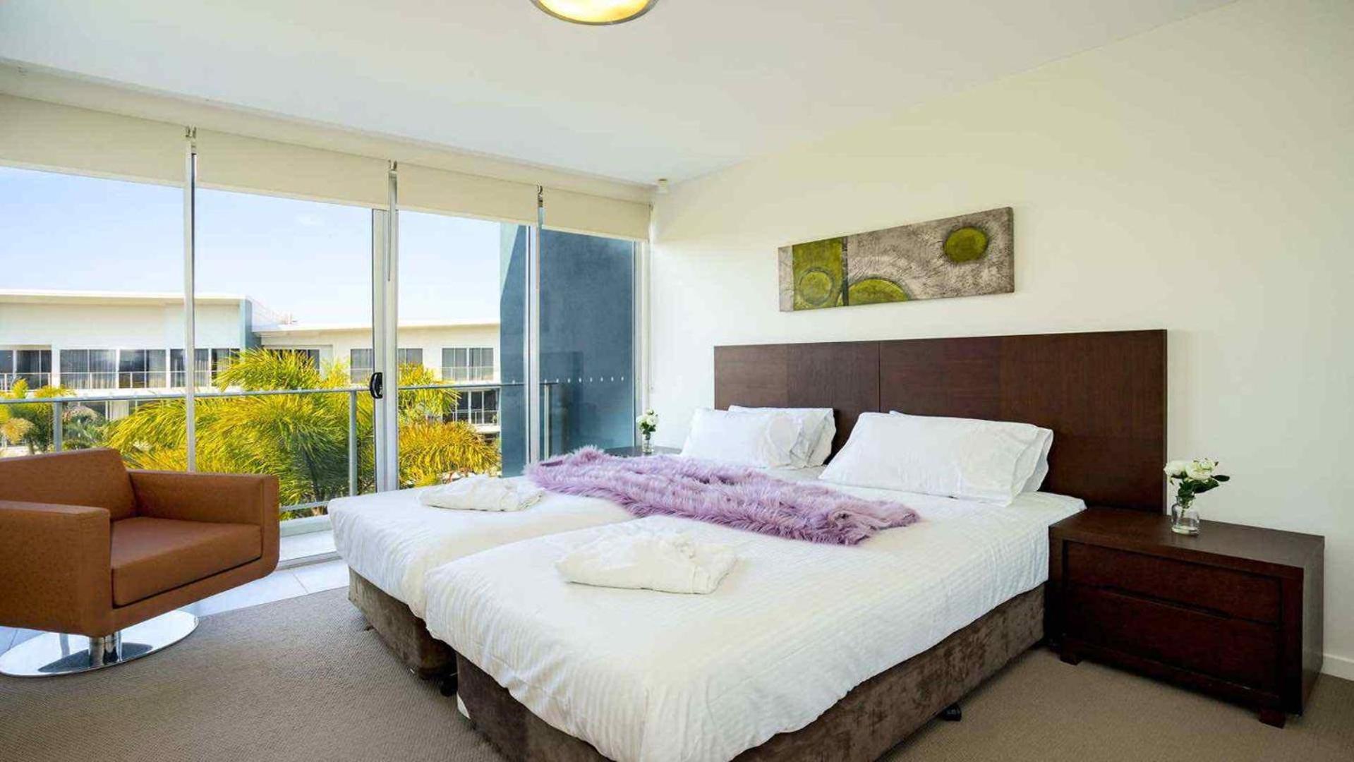 2BR Resort Living: 2-Bed Haven