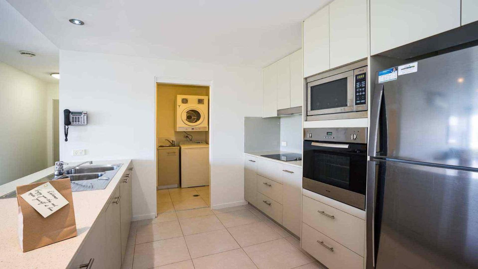 2BR Resort Living: 2-Bed Haven