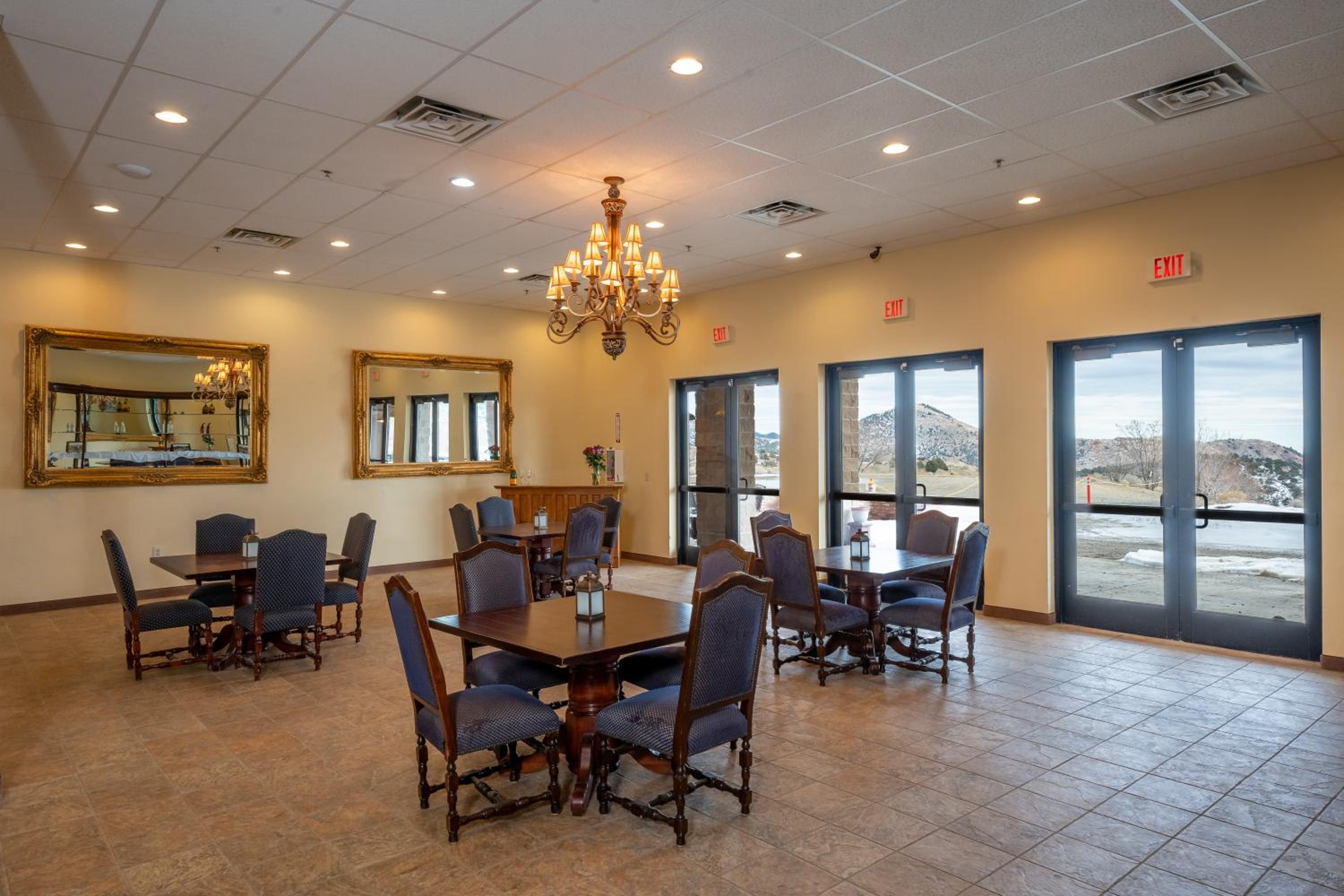 Silverland Inn - Property Image 14