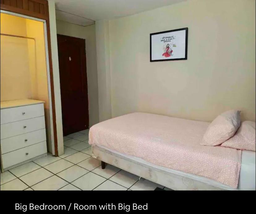 Private Room in Urdesa Central Guayaquil