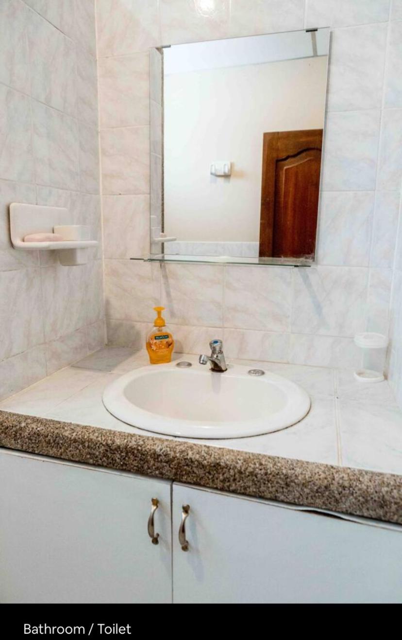 Private Room in Urdesa Central Guayaquil