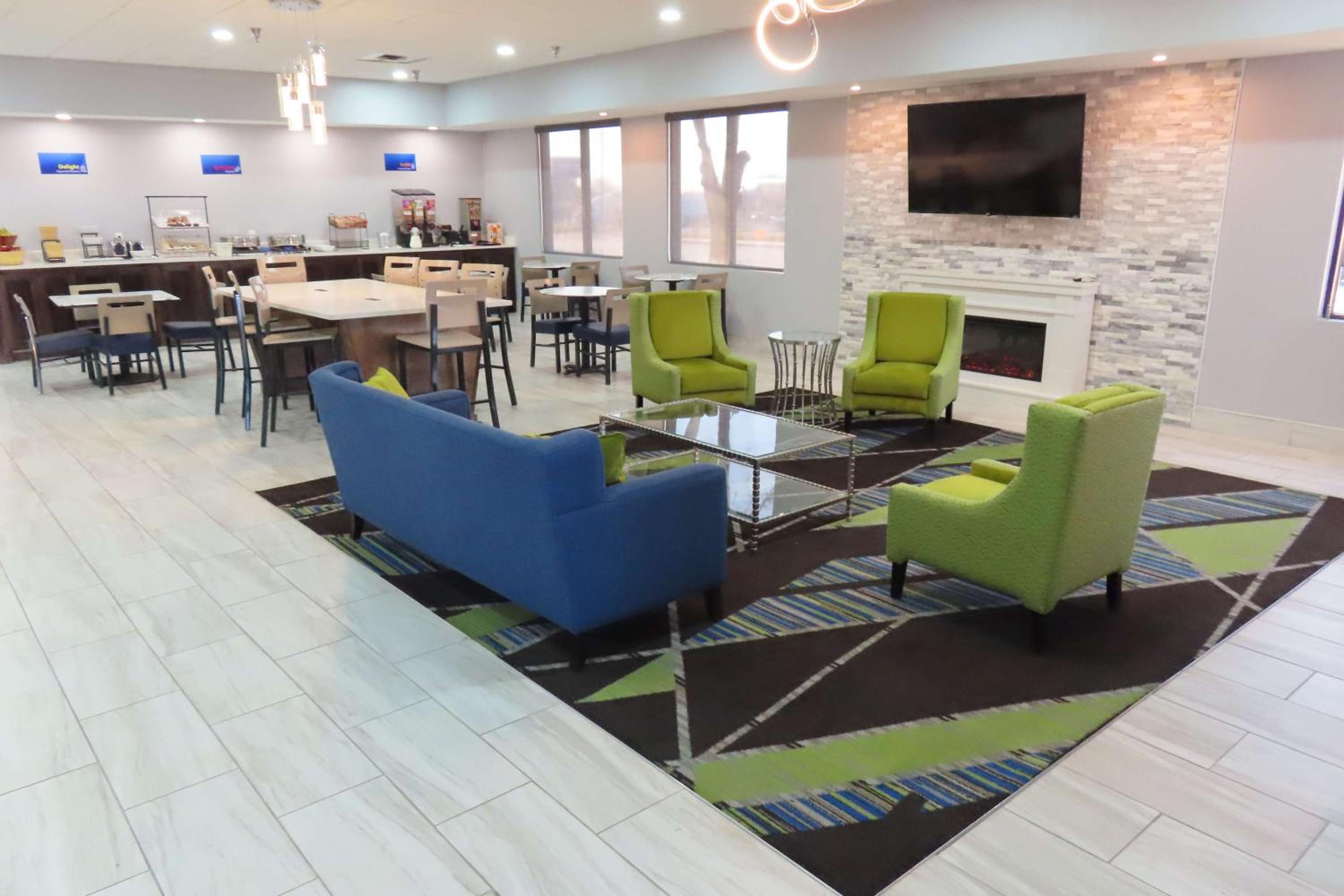 Childress Vacations - Best Western Childress West Hotel - Property Image 1