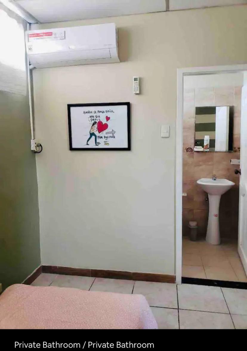 Private Room in Urdesa Central Guayaquil