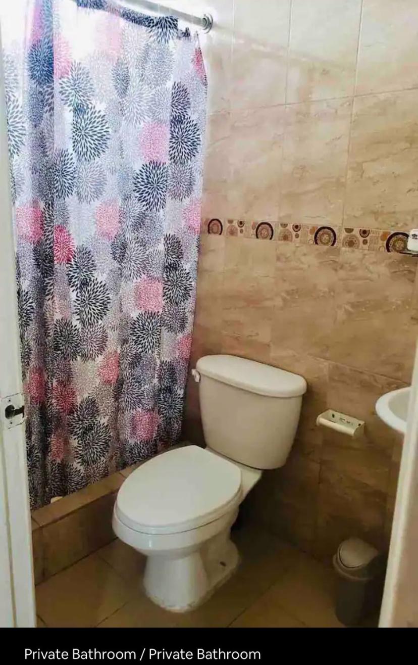 Private Room in Urdesa Central Guayaquil