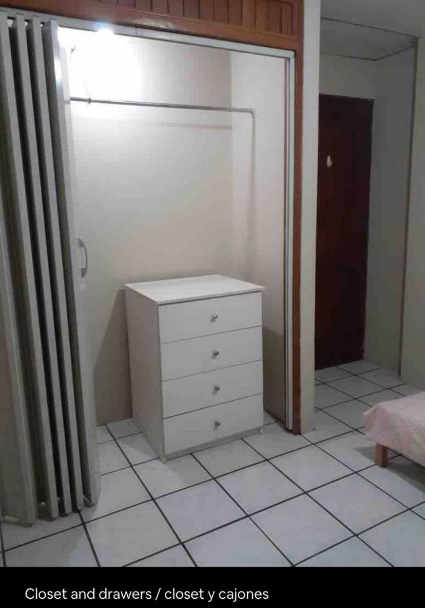 Private Room in Urdesa Central Guayaquil