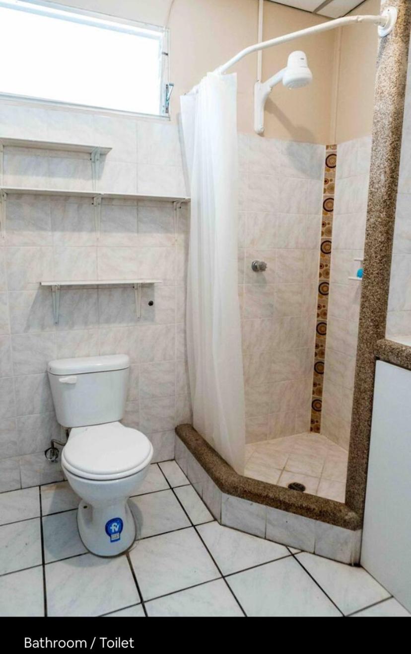 Private Room in Urdesa Central Guayaquil