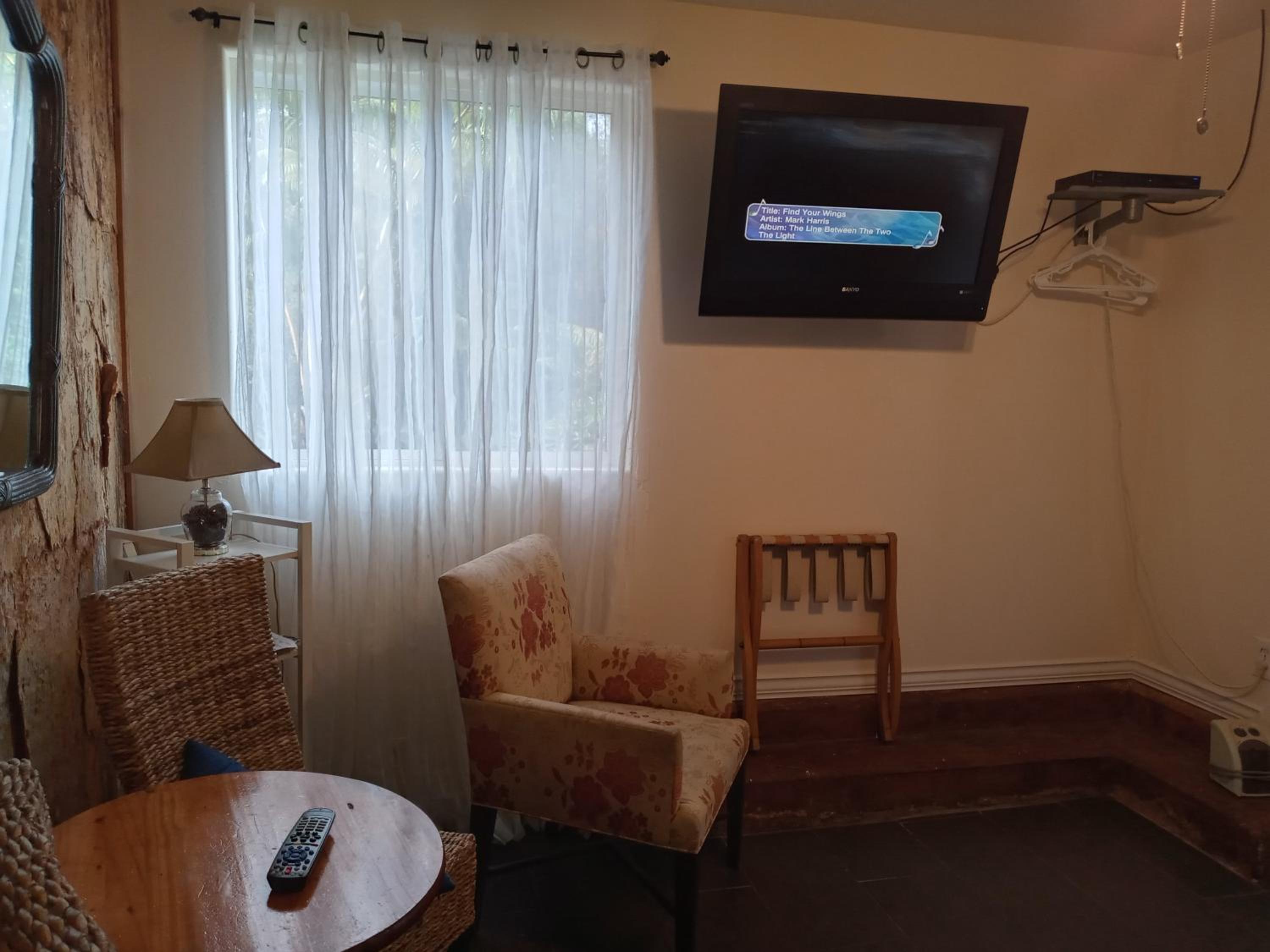 Aloha Crater Lodge