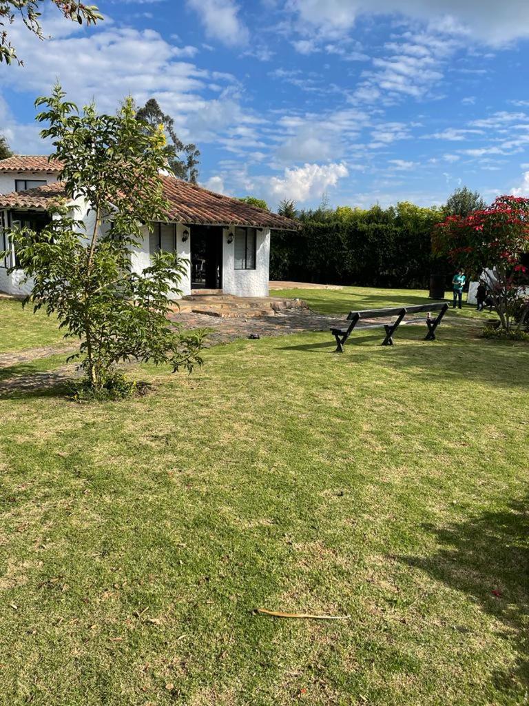 Luxury Finca el Ensueño, casa entera, con Sauna, Jacuzzi, BBQ y Caballos