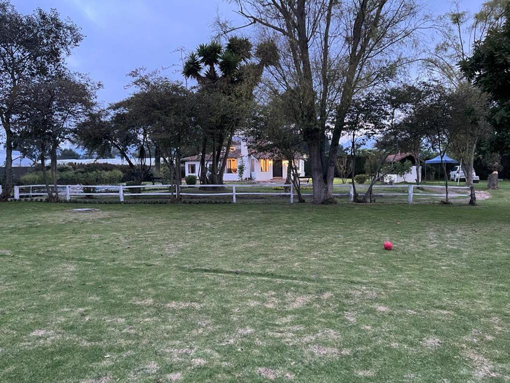 Luxury Finca el Ensueño, casa entera, con Sauna, Jacuzzi, BBQ y Caballos