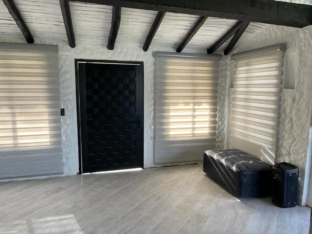 Luxury Finca el Ensueño, casa entera, con Sauna, Jacuzzi, BBQ y Caballos