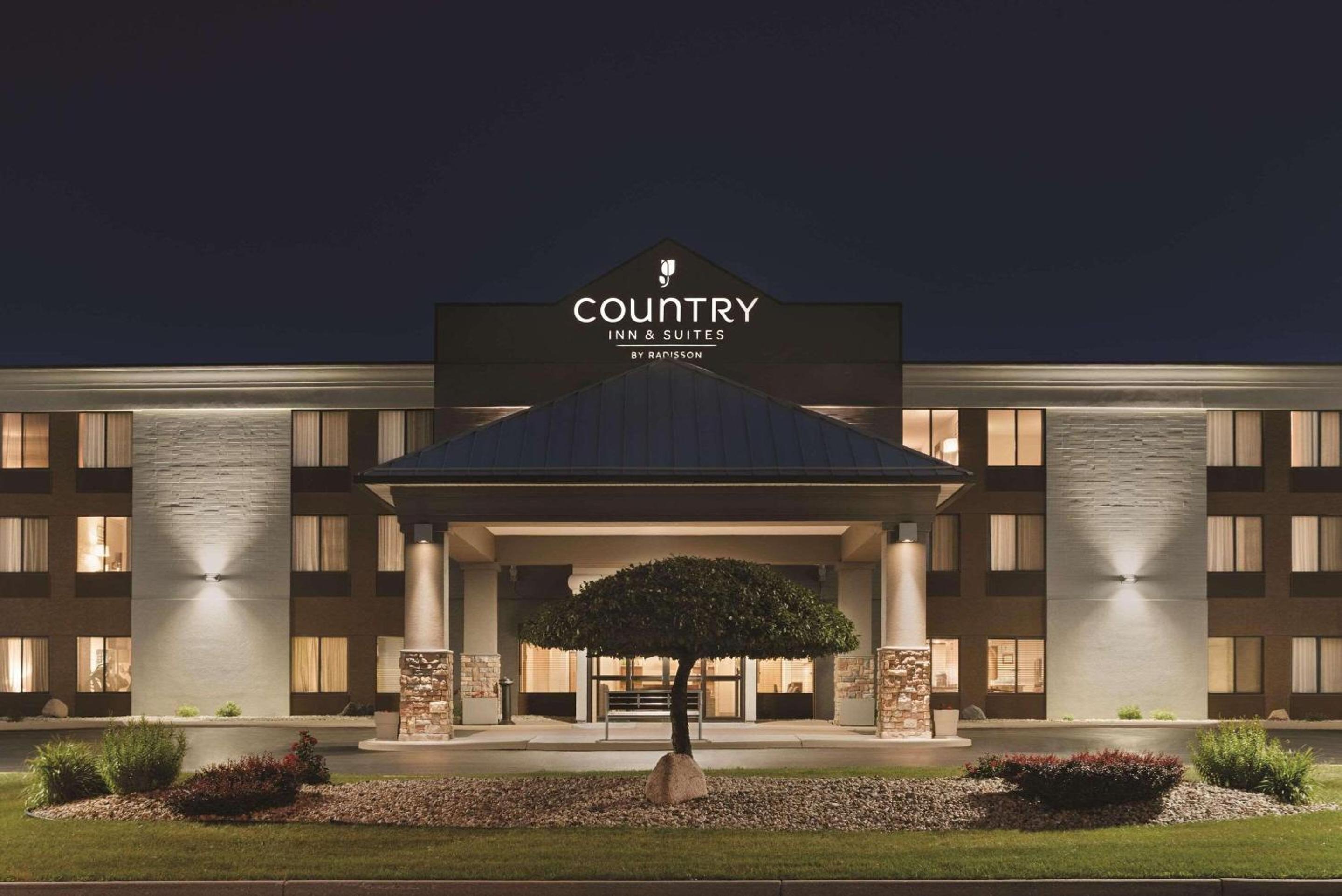 Country Inn  Suites by Radisson, Mt Pleasant-Racine West, WI - Property Image 55