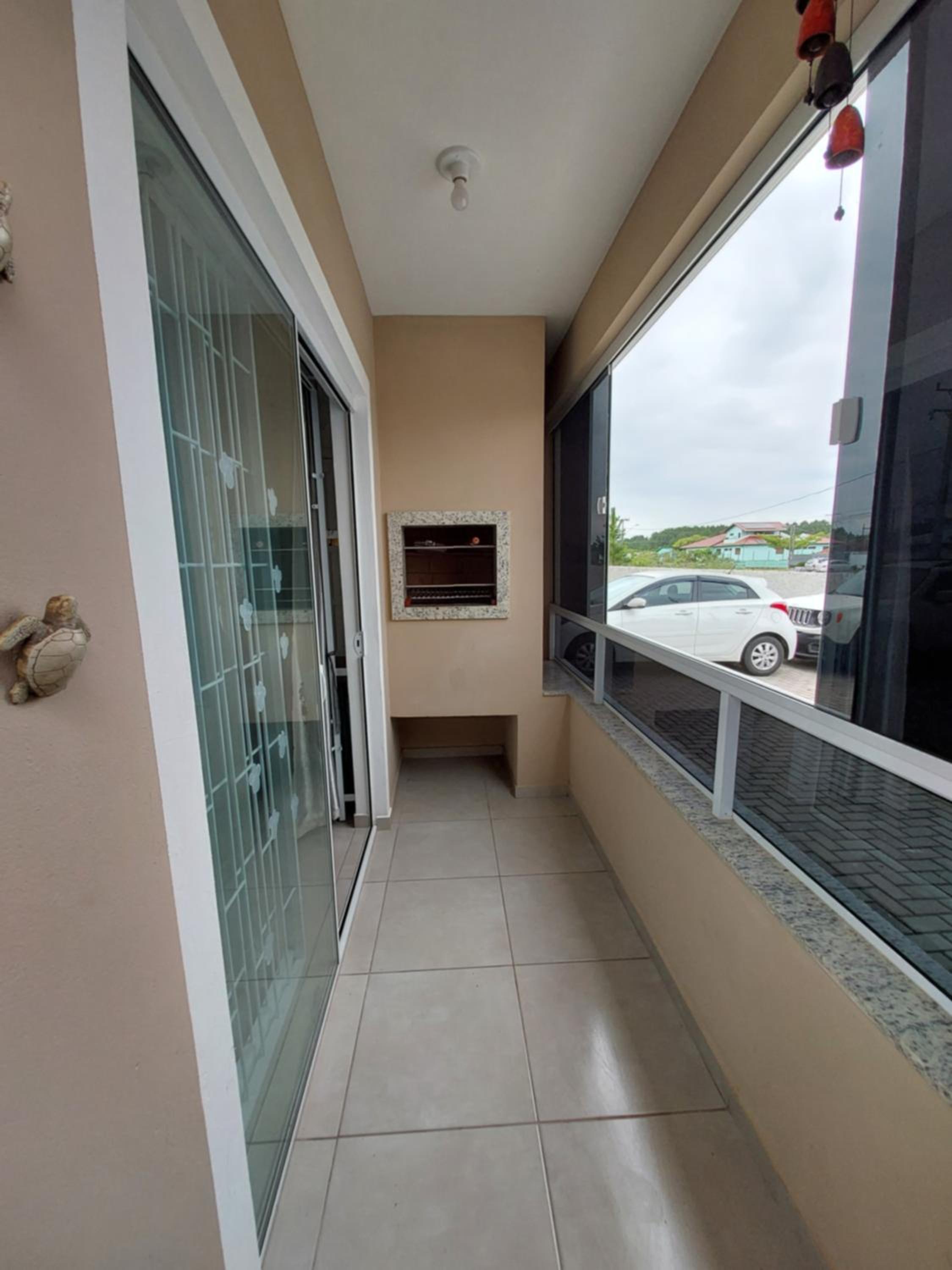 Apartamento Praia da Pinheira, 500m do mar.