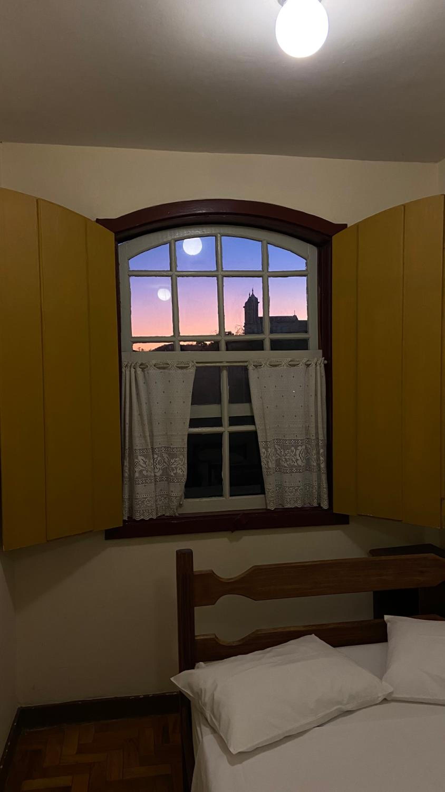 Brumas Ouro Preto Hostel e Pousada